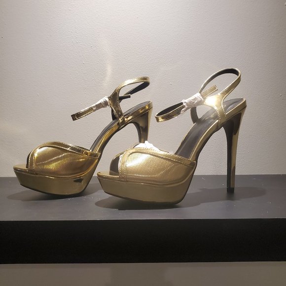 Avalon Platform Heel in Gold - Picture 1 of 2
